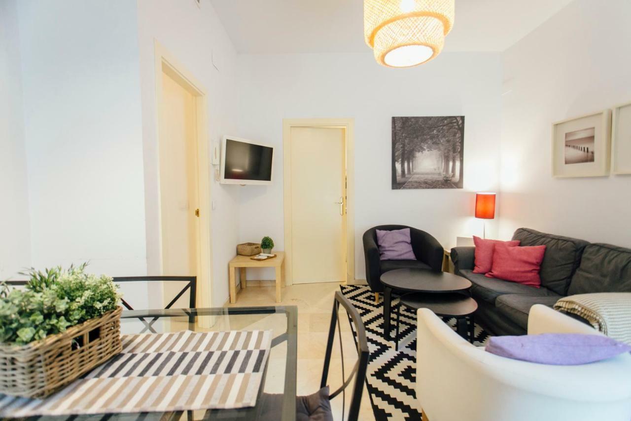 Apartamento Castilla Sevilla Kültér fotó